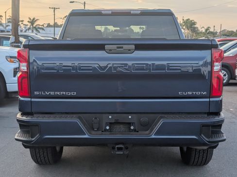 Certified 2022 Chevrolet Silverado 1500 Custom RWD image 9