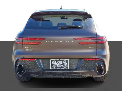 Used 2023 Genesis GV70 2.5T Select w/ Select Package image 6