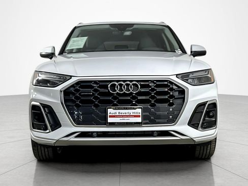 Used 2023 Audi Q5 2.0T Premium w/ Convenience Package image 8