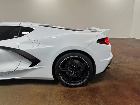 Used 2020 Chevrolet Corvette Stingray Premium Cpe w/ 3LT Preferred Equipment Group RWD image 34
