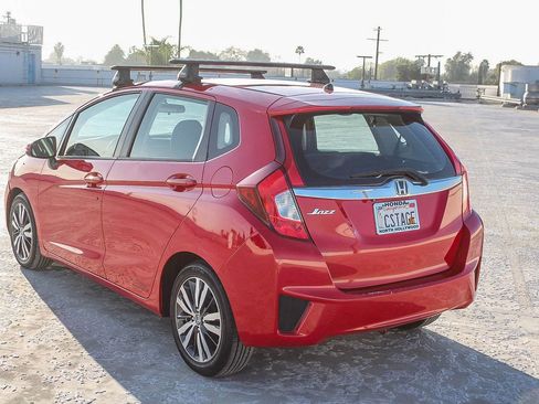 Used 2017 Honda Fit EX image 4