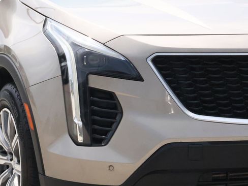 Used 2023 Cadillac XT4 Sport FWD image 9