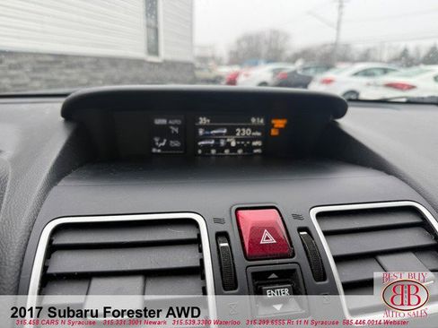 Used 2017 Subaru Forester 2.5i Premium w/ All-Weather Package AWD/4WD image 34