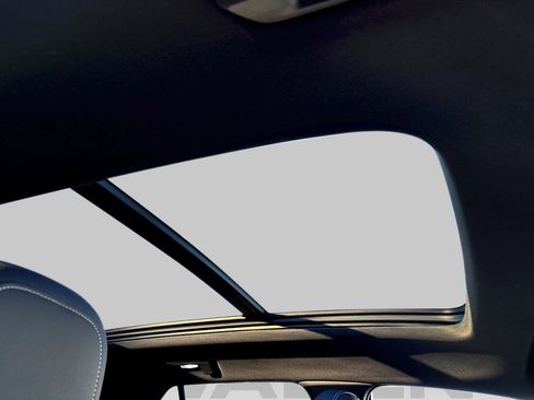 New 2025 Chevrolet Blazer EV LT w/ Super Cruise Package image 10