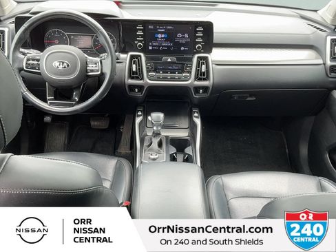 Used 2021 Kia Sorento S w/ Panoramic Sunroof Package FWD image 16