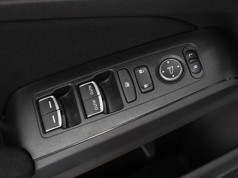 Used 2025 Honda Civic Sport image 19