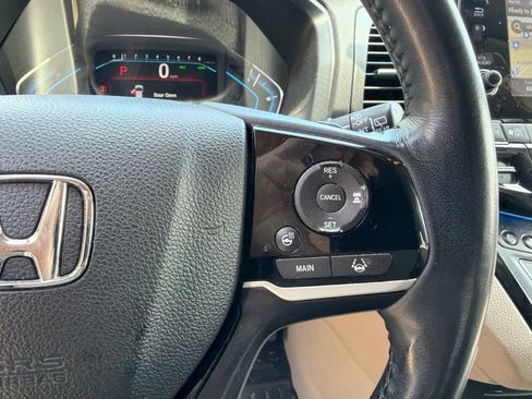 Used 2018 Honda Odyssey Elite image 20