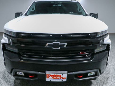 Used 2021 Chevrolet Silverado 1500 LT Trail Boss w/ Bed Protection Package AWD/4WD image 4