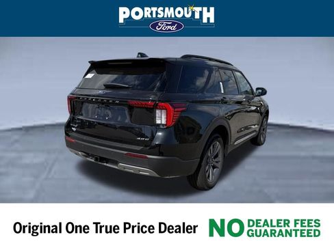 New 2025 Ford Explorer Active w/ Active Comfort Package image 22