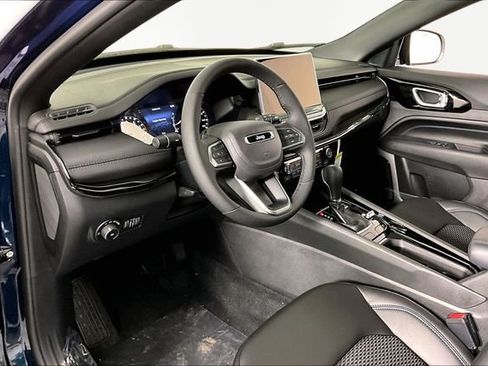 New 2026 Jeep Compass Latitude AWD/4WD image 8