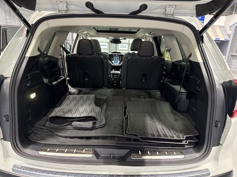 Used 2025 Subaru Ascent Touring AWD/4WD image 28