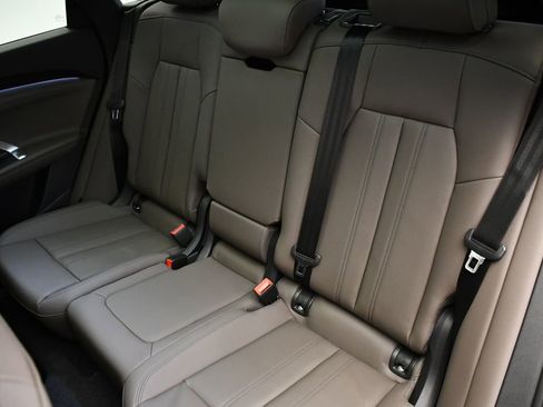 Certified 2025 Audi Q5 Premium w/ Convenience Package image 42