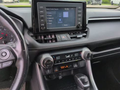Used 2019 Toyota RAV4 XLE Premium w/ Cold Weather Package AWD/4WD image 28