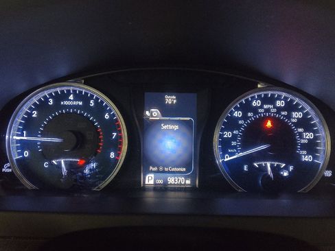 Used 2016 Toyota Camry XLE w/ Moonroof Package FWD image 23