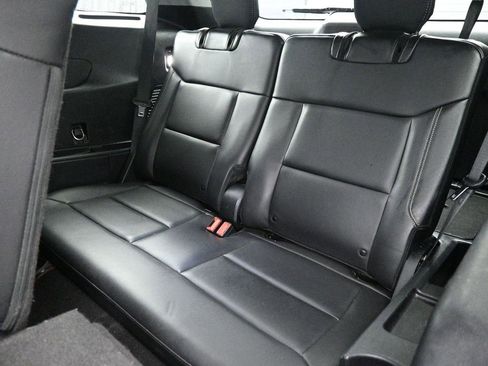 Certified 2023 Ford Explorer XLT w/ Equipment Group 202A image 20