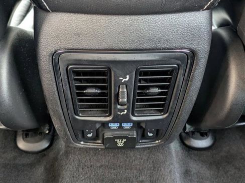 Used 2014 Jeep Grand Cherokee Limited RWD image 19