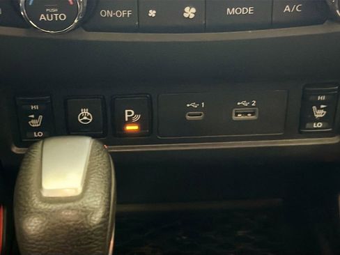 Used 2023 Nissan Frontier PRO-4X w/ Pro-4X Premium Package AWD/4WD image 23