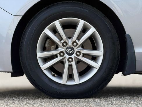 Used 2015 Hyundai Sonata SE w/ Option Group 09 image 28