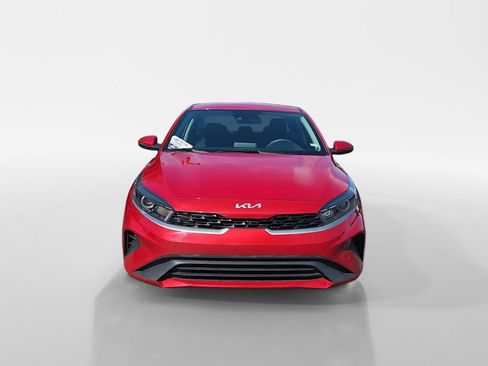 Used 2023 Kia Forte LXS w/ LXS Technology Package FWD image 8