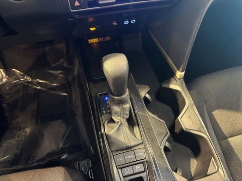 Used 2025 Toyota Camry LE image 41