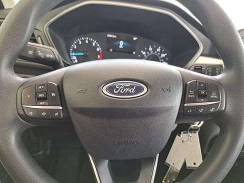 Certified 2022 Ford Escape S AWD/4WD image 9