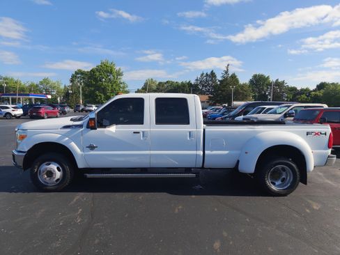 Used 2011 Ford F350 Lariat w/ Lariat Interior Pkg AWD/4WD image 1