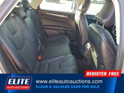 Used 2017 Ford Fusion Titanium image 20