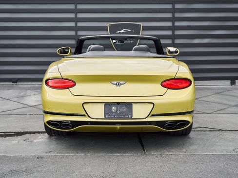 Used 2022 Bentley Continental GT image 14