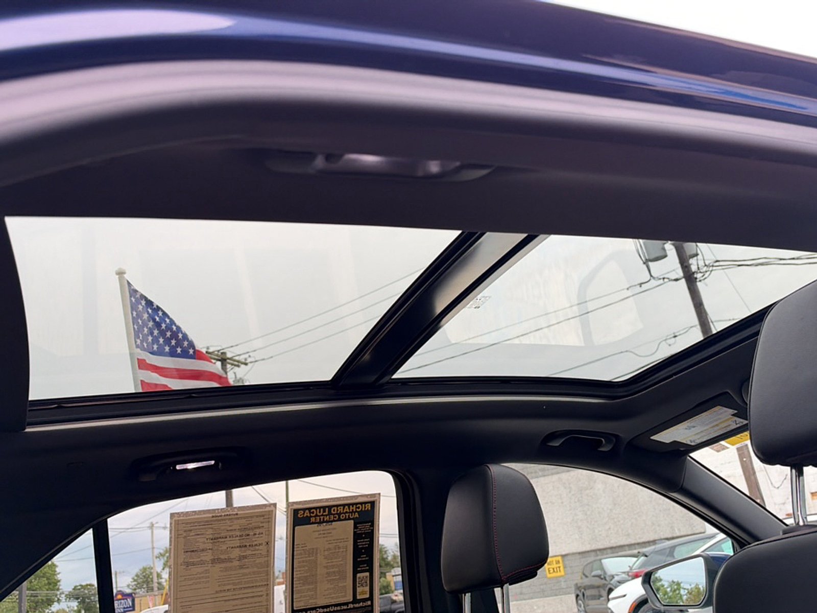 Used 2023 Chevrolet Equinox RS w/ RS Leather Package AWD/4WD image 43