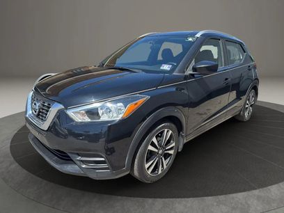 Used 2018 Nissan Kicks SV