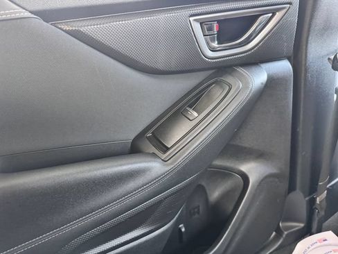 Used 2019 Subaru Forester Premium AWD/4WD image 27