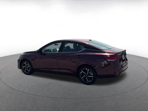 Used 2025 Nissan Sentra SV FWD image 10