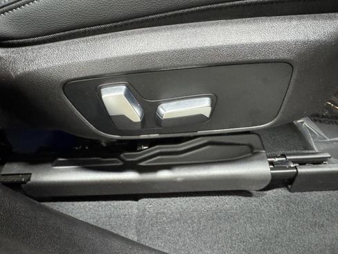 Used 2023 BMW X4 xDrive30i w/ M Sport Package image 22