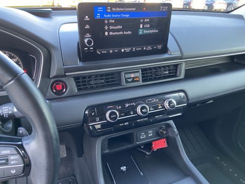 Used 2025 Honda Pilot EX-L image 33