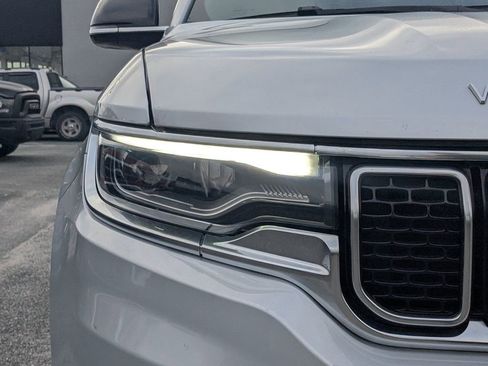 Used 2024 Jeep Wagoneer L 4WD image 10