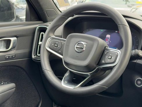 Certified 2025 Volvo XC40 B5 Plus image 13