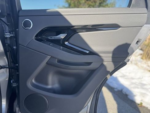 Used 2026 Land Rover Range Rover Evoque S image 14