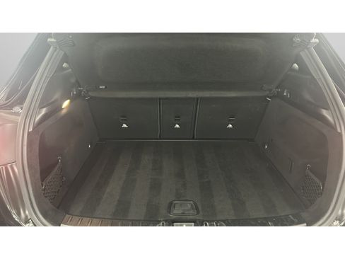 Used 2025 Mercedes-Benz GLA 250 image 25