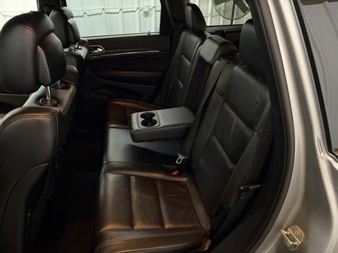 Used 2015 Jeep Grand Cherokee Limited image 21