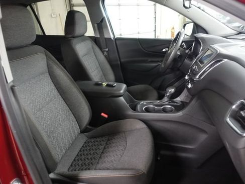 Used 2023 Chevrolet Equinox LT FWD image 24