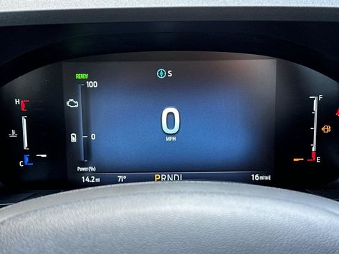 New 2026 Ford Maverick XL image 19