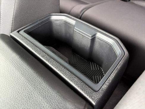 Used 2025 Toyota Tacoma SR5 image 10