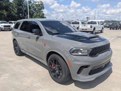 Used 2026 Dodge Durango SRT Hellcat w/ Premium Group AWD/4WD image 3