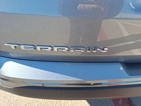 Used 2024 GMC Terrain AT4 w/ Infotainment Package II image 13