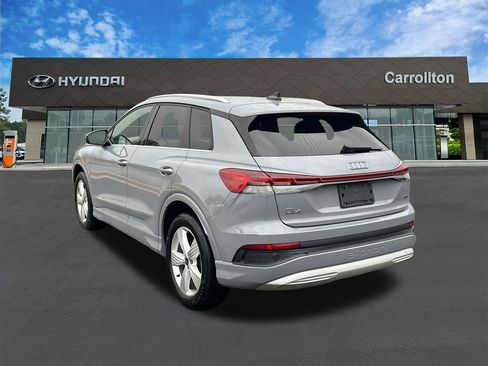 Used 2022 Audi Q4 e-tron Premium image 7