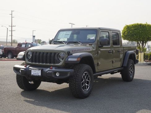 New 2026 Jeep Gladiator Rubicon w/ Steel Power Dome Hood Package image 8
