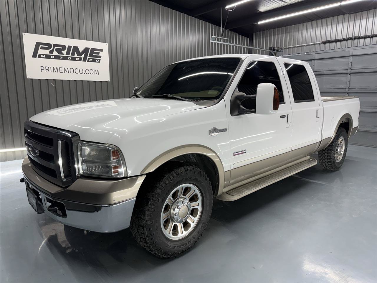 Used 2005 Ford F250 King Ranch RWD image 1