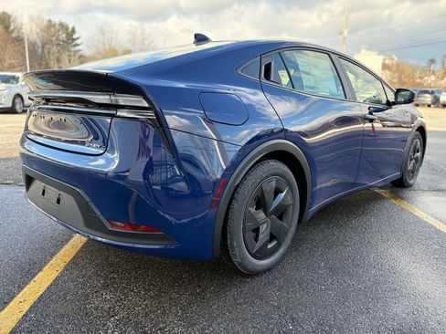 New 2026 Toyota Prius Plug-In Hybrid image 7