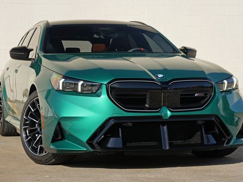 Used 2026 BMW M5 Touring w/ M Driver's Package AWD/4WD image 4