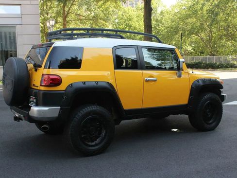Used 2007 Toyota FJ Cruiser 4WD image 6